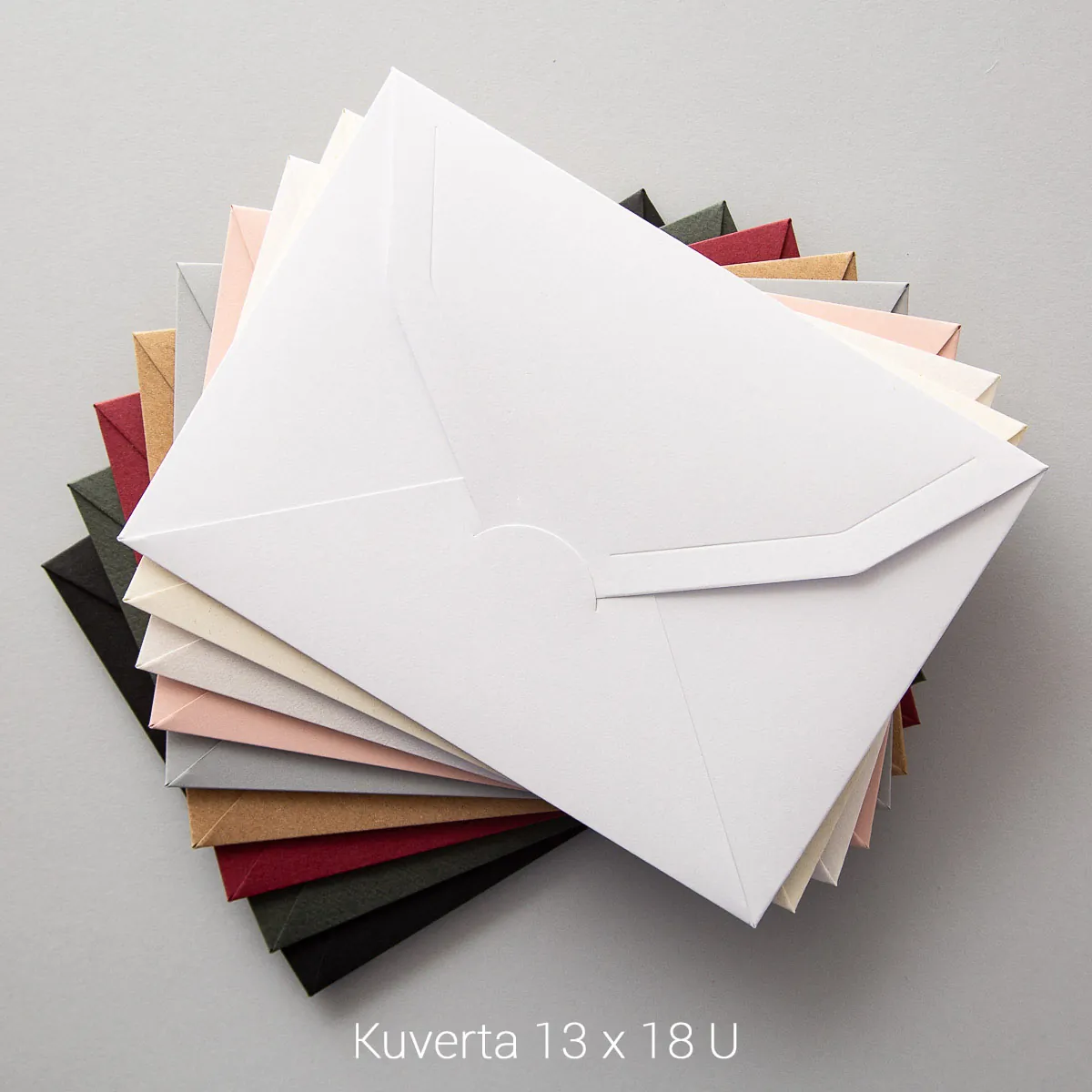 Kuverta 13 × 18 U