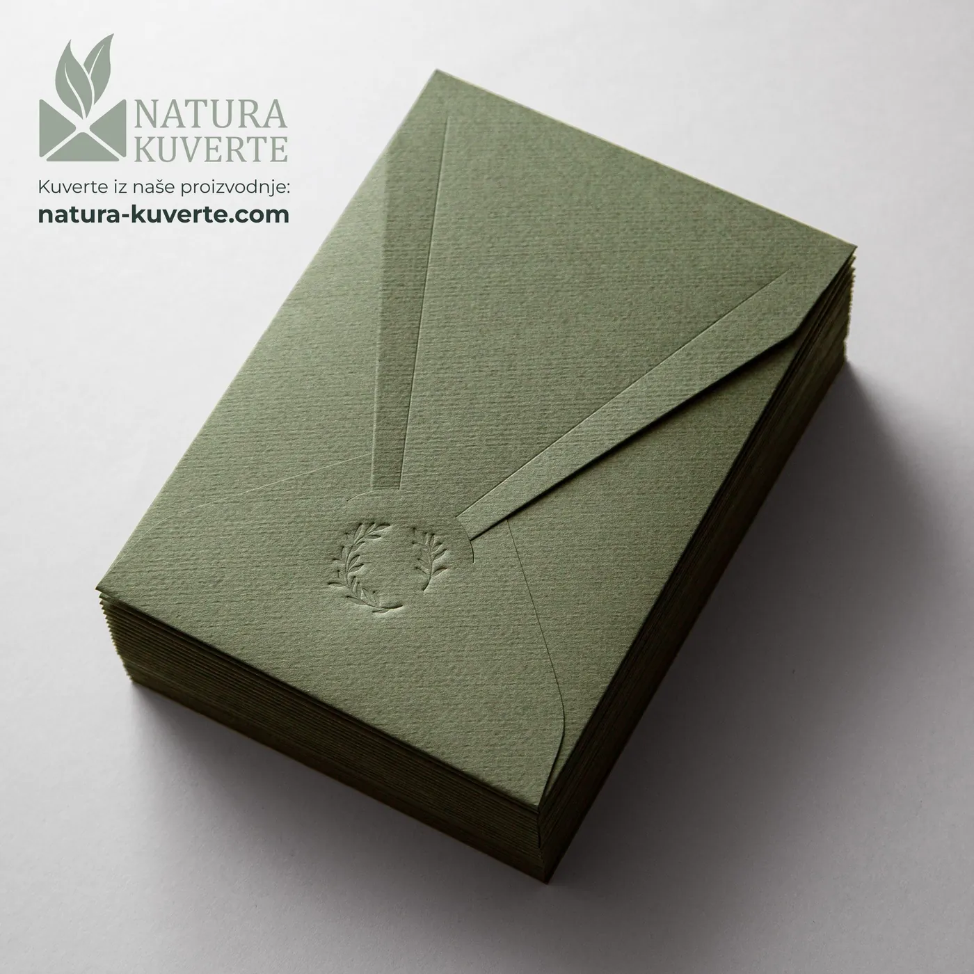 Maslinasto-zelene kuverte s utisnutim grbom, Natura Kuverte